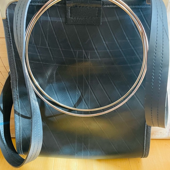 Retro Bangle purse. Ring handles Leather&Neoprene Cheetah fleece Black crossbody - Picture 3 of 9